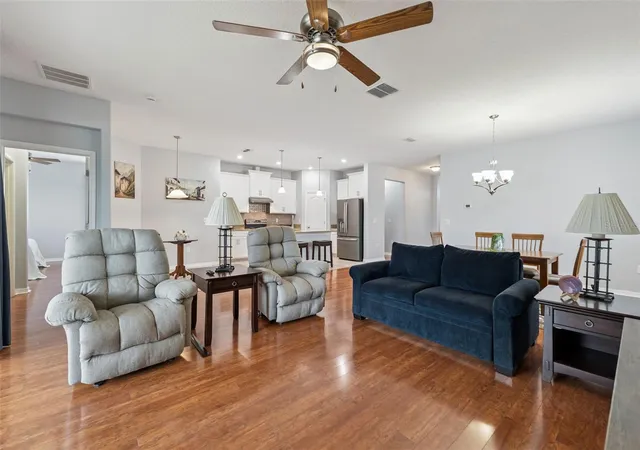 Photo 4 of Single family home for sale at 3541 Raleigh Dr, Winter Haven, FL 33884 | MLS# P4939900 | Listing updated on 2026-09-18