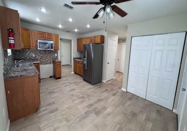 Photo 3 of Single family home for sale at 16165 Redington St, Brooksville, FL 34604 | MLS# W7889558 | Listing updated on 2026-09-17