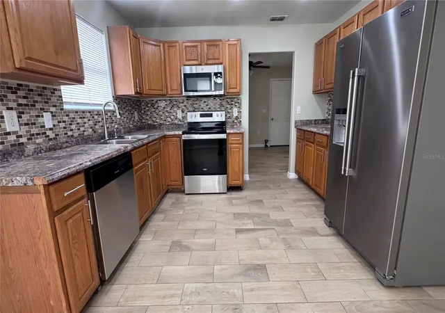 Photo 3 of Single family home for sale at 16165 Redington St, Brooksville, FL 34604 | MLS# W7889558 | Listing updated on 2026-09-24