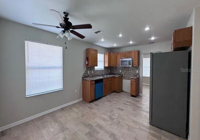Photo 4 of Single family home for sale at 16165 Redington St, Brooksville, FL 34604 | MLS# W7889558 | Listing updated on 2026-09-17