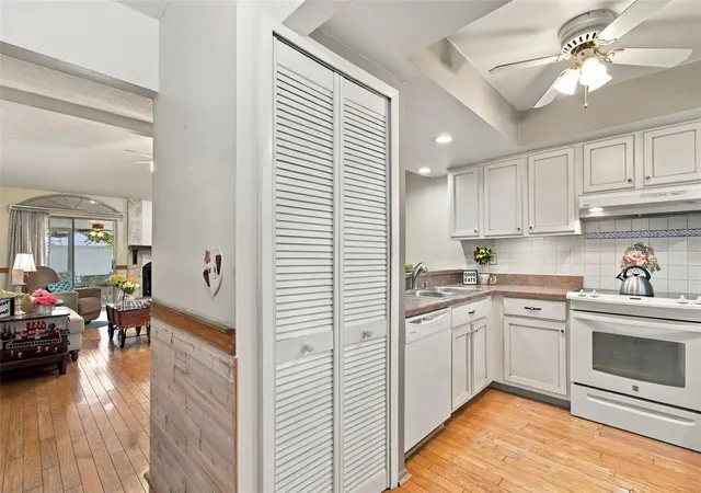 Photo 3 of House for sale at 13020 Leverington St, Tampa, FL 33624 | MLS# TB8549007 | Listing updated on 2026-10-24