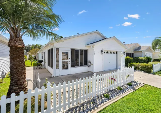 Single family home for sale at 2304 Whisper St, THE VILLAGES, FL 32162 | MLS# G5117850