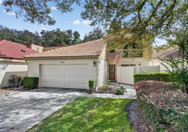 Photo 1 of Single family home for sale at 1010 W Pebble Beach Cir, Winter Springs, FL 32708 | MLS# O6442178 | Listing updated on 2026-10-02