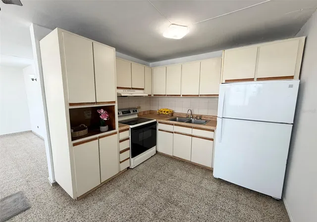 Photo 3 of Sale Pending at Diego Salcedo St Fairview Dev #1873, San Juan, PR 00926 | MLS# PR9124211 | Listing updated on 2026-10-13