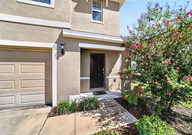 Photo 3 of Single family home for sale at 6473 Se 4th Lane, Ocala, FL 34472 | MLS# OM732343 | Listing updated on 2026-10-06