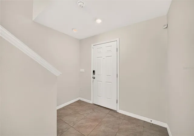 Photo 4 of Single family home for sale at 6473 SE 4th Lane, Ocala, FL 34472 | MLS# OM732343 | Listing updated on 2026-10-06