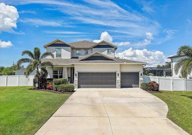 Single family home for sale at 2194 Fairway Ave S, Saint Petersburg, FL 33712 | MLS# TB8549032