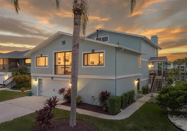 Photo 2 of Single family home for sale at 6206 Bayside Dr, New Port Richey, FL 34652 | MLS# W7889560 | Listing updated on 2026-09-30
