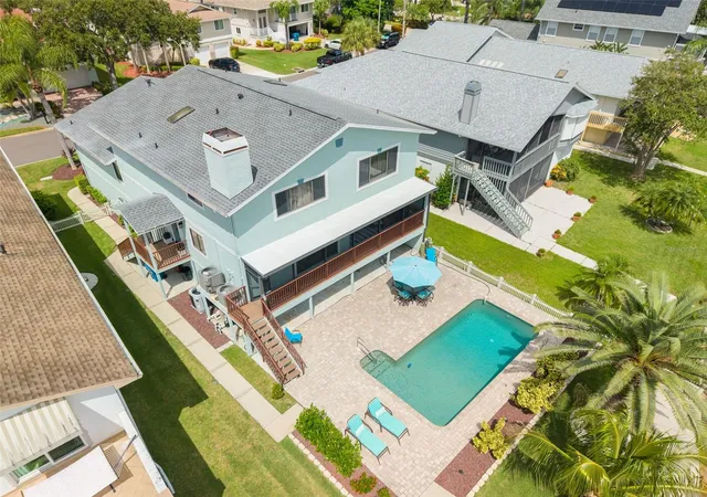 Photo 3 of Single family home for sale at 6206 Bayside Dr, New Port Richey, FL 34652 | MLS# W7889560 | Listing updated on 2026-09-30