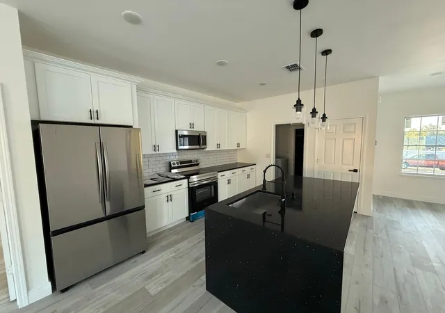 Photo 4 of Single family home for sale at 13281 SW 42nd Circle, Ocala, FL 34473 | MLS# O6442191 | Listing updated on 2026-09-16