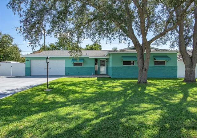 Photo 1 of Single family home for sale at 397 36th Street Se, Largo, FL 33771 | MLS# TB8549034 | Listing updated on 2026-09-28