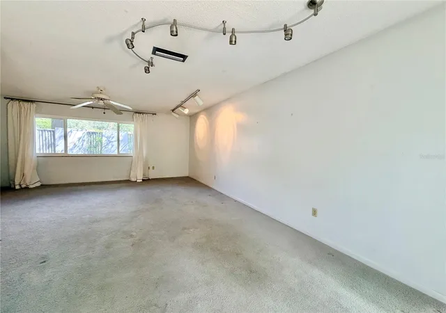 Photo 4 of Single family home for sale at 4003 NW 34th Place, Gainesville, FL 32606 | MLS# GC543548 | Listing updated on 2026-09-21