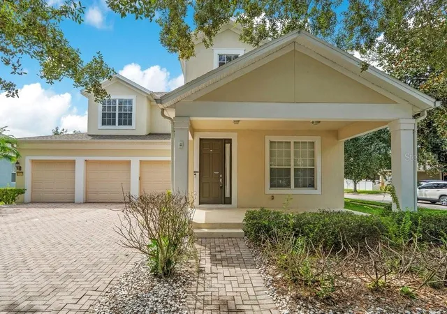 Photo 3 of Single family home for sale at 13324 Jervey St, Windermere, FL 34786 | MLS# O6442193 | Listing updated on 2026-09-22