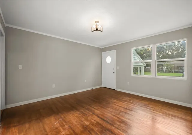 Photo 4 of Single family home for sale at 2410 Orange Ave, Sanford, FL 32771 | MLS# O6442196 | Listing updated on 2026-10-05