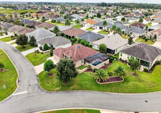Photo 4 of Single family home for sale at 2084 Nordic Ln, The Villages, FL 32163 | MLS# G5117853 | Listing updated on 2026-09-25