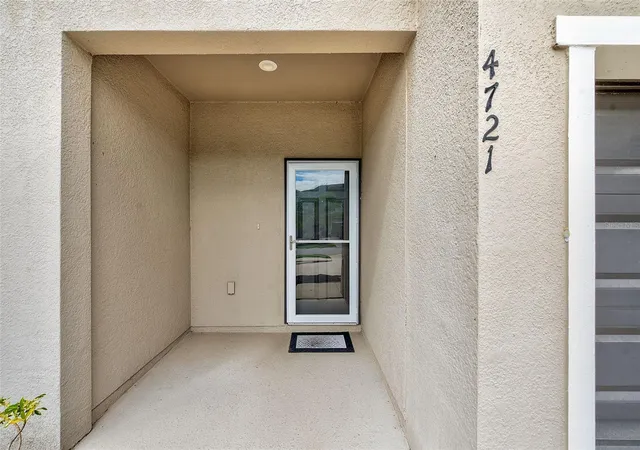 Photo 2 of Townhouse for sale at 4721 Vignette Way, Sarasota, FL 34240 | MLS# TB8549042 | Listing updated on 2026-09-23