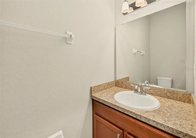 Photo 4 of Townhouse for sale at 4721 Vignette Way, Sarasota, FL 34240 | MLS# TB8549042 | Listing updated on 2026-09-23