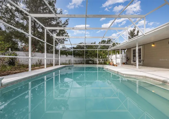 Photo 3 of Sale Pending at 561 Glen Hvn Dr, Deltona, FL 32738 | MLS# O6442208 | Listing updated on 2026-09-17