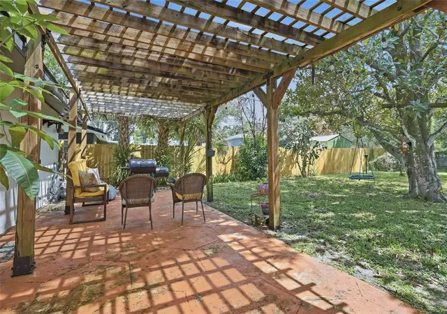 Photo 4 of Single family home for sale at 4542 Flagg St, Orlando, FL 32812 | MLS# O6442209 | Listing updated on 2026-09-17