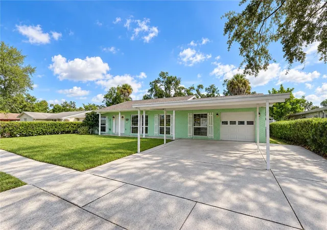 Photo 1 of Single family home for sale at 8013 W Elm St, Tampa, FL 33615 | MLS# TB8549056 | Listing updated on 2026-09-26