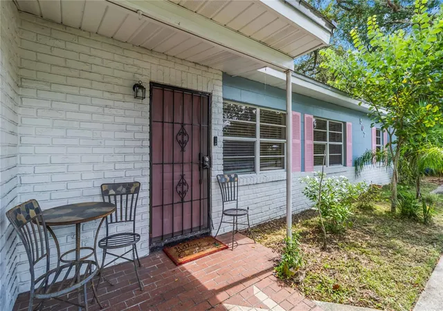 Photo 3 of Sale Pending at 507 Beverly Ave, Altamonte Springs, FL 32701 | MLS# O6442212 | Listing updated on 2026-10-03