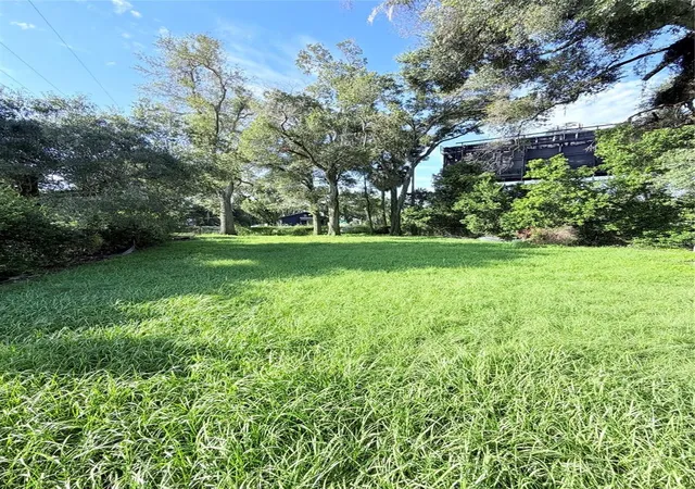 Photo 3 of Land for sale at 804 E Knollwood St, Tampa, FL 33604 | MLS# TB8549058 | Listing updated on 2026-09-16