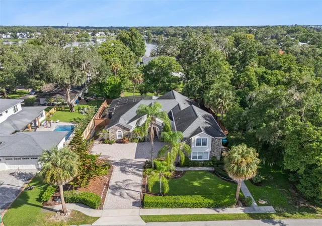 Photo 4 of Single family home for sale at 435 W Ventris Ave, Maitland, FL 32751 | MLS# O6442216 | Listing updated on 2026-09-24