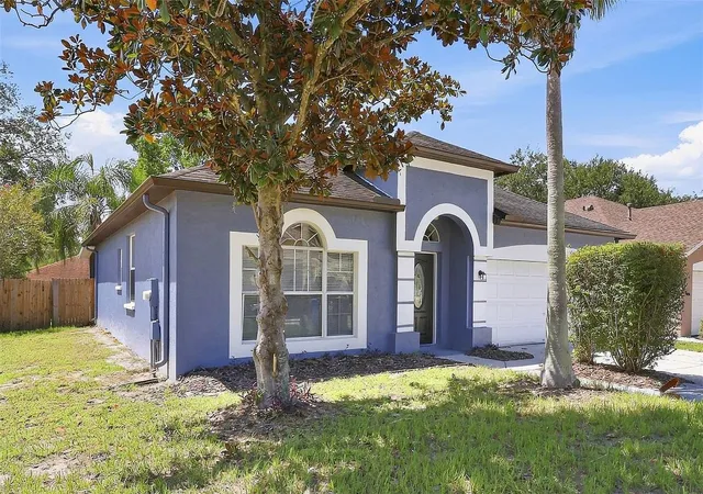 Photo 2 of Single family home for sale at 906 Grand Cyn Dr, Valrico, FL 33594 | MLS# TB8549064 | Listing updated on 2026-10-06