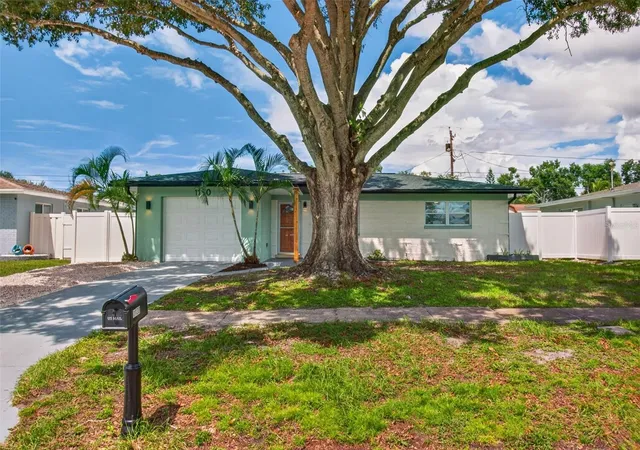 Photo 2 of Single family home for sale at 1130 7th Avenue Ne, Largo, FL 33770 | MLS# TB8549070 | Listing updated on 2026-09-24