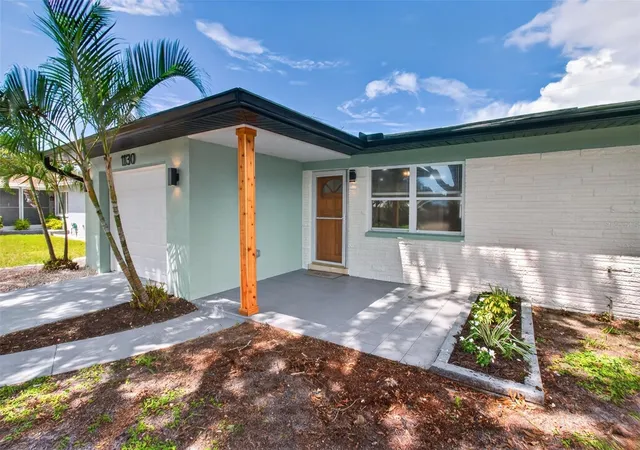 Photo 4 of Single family home for sale at 1130 7th Avenue NE, Largo, FL 33770 | MLS# TB8549070 | Listing updated on 2026-09-24