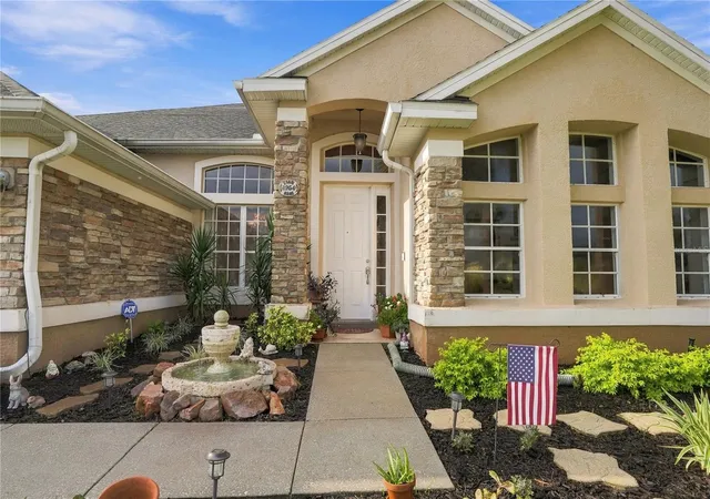 Photo 2 of Single family home for sale at 1954 Willow Wood Dr, Kissimmee, FL 34746 | MLS# O6442223 | Listing updated on 2026-09-18