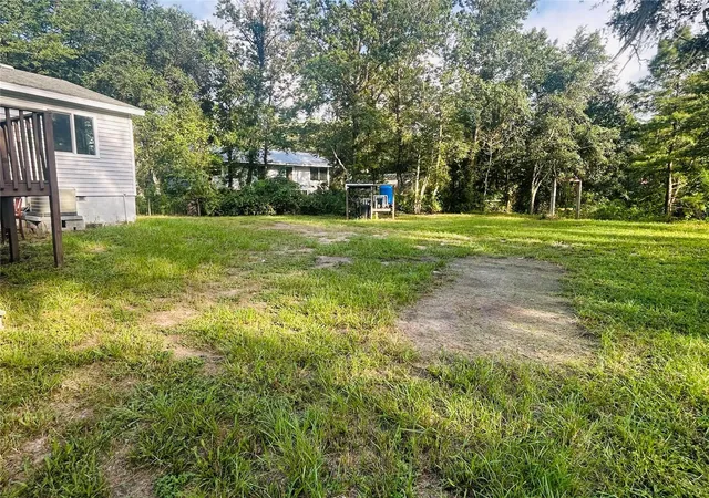 Photo 3 of Manufactured home for sale at 32350 Marchmont Cir, Dade City, FL 33523 | MLS# TB8549077 | Listing updated on 2026-10-05