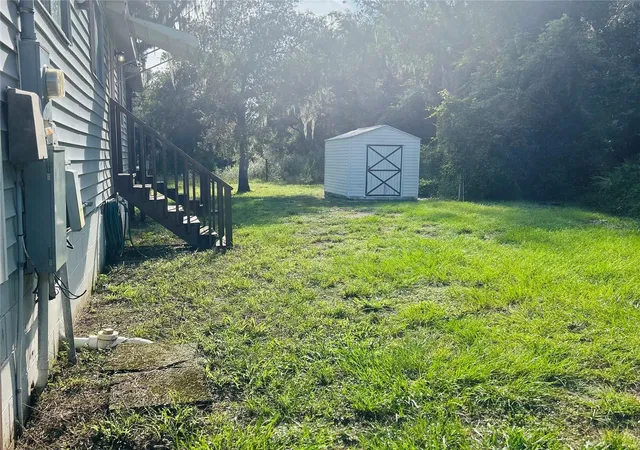 Photo 4 of Manufactured home for sale at 32350 Marchmont Cir, Dade City, FL 33523 | MLS# TB8549077 | Listing updated on 2026-10-05