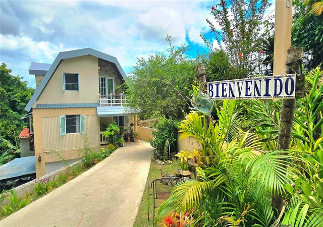 Photo 1 of Townhouse for sale at 773 St Barrancas, Barranquitas, PR 00794 | MLS# PR9124220 | Listing updated on 2026-09-16