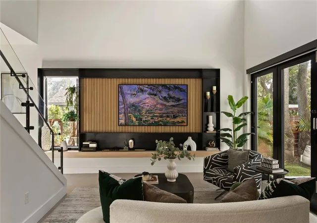 Photo 4 of Single family home for sale at 1322 W Grace St, Tampa, FL 33607 | MLS# TB8549088 | Listing updated on 2026-09-27