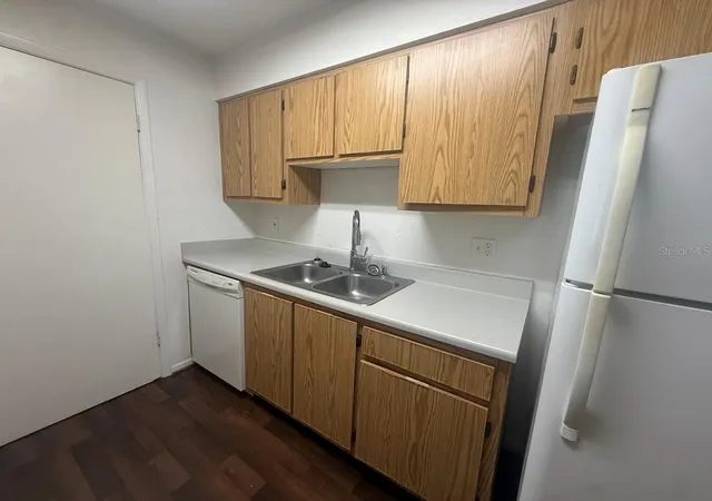 Listing Photo 1 - Condo for sale in building located at 13367 Arbor Pointe Cir, Tampa, FL 33617 - Unit #201
