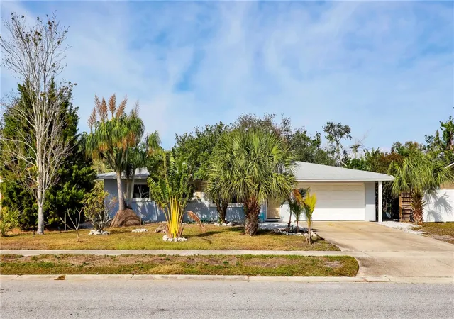 Photo 2 of Single family home for sale at 2503 Bispham Rd, Sarasota, FL 34231 | MLS# A4706269 | Listing updated on 2026-09-16