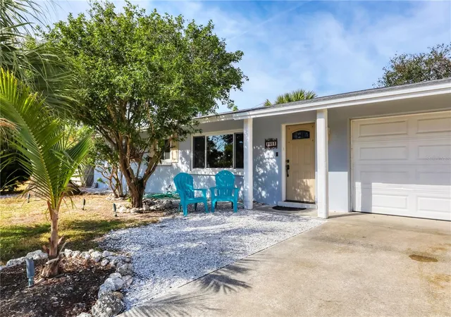 Photo 3 of Single family home for sale at 2503 Bispham Rd, Sarasota, FL 34231 | MLS# A4706269 | Listing updated on 2026-09-16