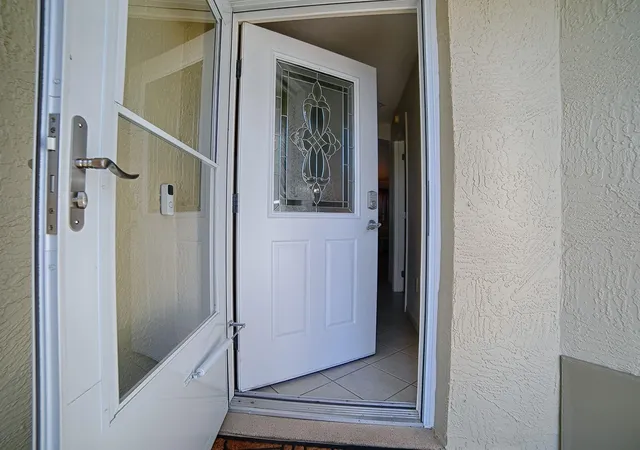 Photo 4 of House for sale at 484 Aintree Ln, The Villages, FL 32162 | MLS# G5117857 | Listing updated on 2026-09-20