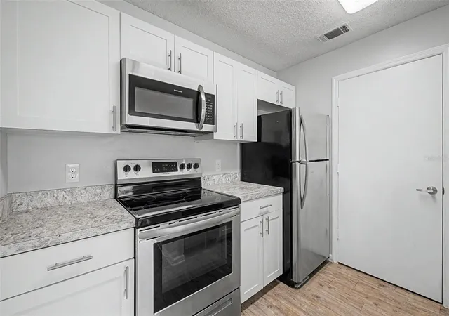 Photo 4 of Condo for sale at 11901 4th Street N #1206, Saint Petersburg, FL 33716 | MLS# TB8549093 | Listing updated on 2026-09-22