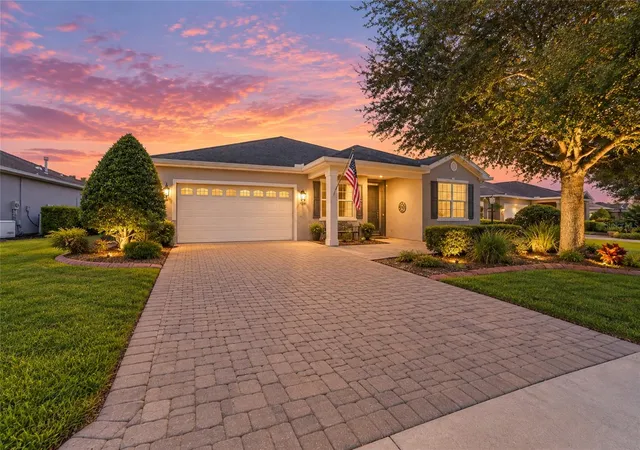 Single family home for sale at 9154 SW 91st Court Rd, OCALA, FL 34481 | MLS# OM732351