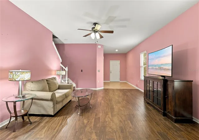 Photo 4 of Townhouse for sale at 5529 Rutherford Pl, Oviedo, FL 32765 | MLS# V4951311 | Listing updated on 2026-10-08