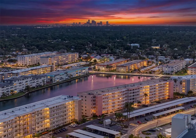 Condo for sale at 6025 Shore Blvd S #304, GULFPORT, FL 33707 | MLS# TB8549108