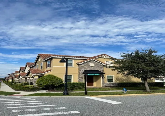 Photo 3 of Townhouse for sale at 14284 Swanley St, Orlando, FL 32832 | MLS# O6442261 | Listing updated on 2026-09-17