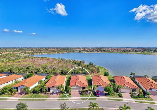 Photo 3 of Single family home for sale at 24080 Spartina Dr, Venice, FL 34293 | MLS# N6145791 | Listing updated on 2026-09-19