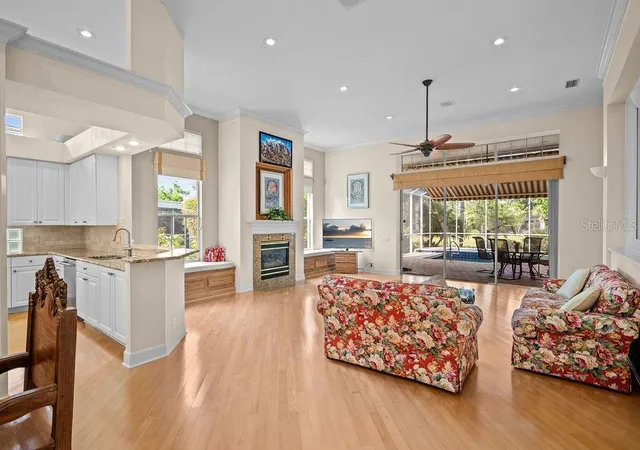 Photo 3 of Single family home for sale at 7117 Victoria Cir, University Park, FL 34201 | MLS# A4706274 | Listing updated on 2026-10-06