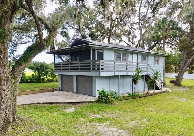 Single family home for sale at 10210 Davis Rd, TAMPA, FL 33637 | MLS# TB8549113