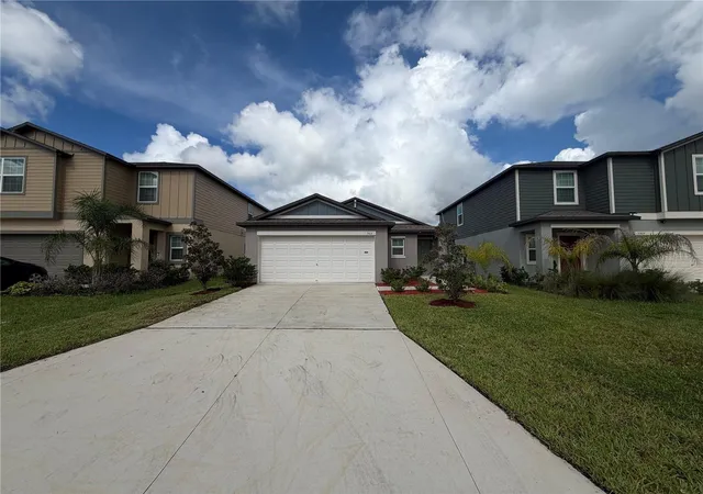 Single family home for sale at 3513 Radiant Mountain Dr, PLANT CITY, FL 33565 | MLS# O6442271