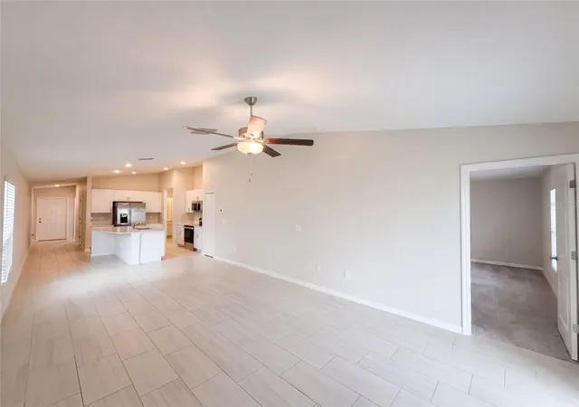 Photo 4 of Single family home for sale at 3513 Radiant Mountain Dr, Plant City, FL 33565 | MLS# O6442271 | Listing updated on 2026-09-21