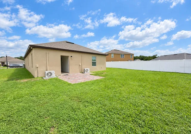 Photo 3 of Single family home for sale at 6183 Grey Heron Dr, Winter Haven, FL 33881 | MLS# L4965104 | Listing updated on 2026-09-17